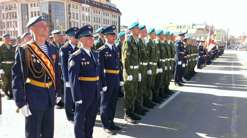 106-я гвардейская воздушно-десантная Тульская Краснознамённая ордена Кутузова дивизия отмечает свое 80-летие.